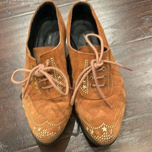 Adorable Musta in Spanish leather lace up,star studded shoes.